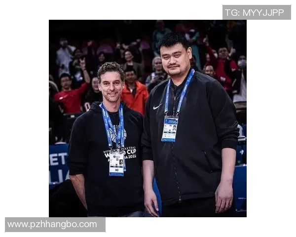 姚明携手众明星共庆篮球盛典展现体育与娱乐的完美结合 姚明携手众明星共庆篮球盛典展现体育与娱乐的完美结合