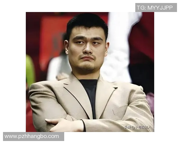 身高超越姚明的传奇运动员们,他们的故事与成就引人瞩目 身高超越姚明的传奇运动员们,他们的故事与成就引人瞩目