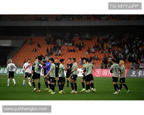 南京即将迎来哪位足球明星的光临引发球迷热议