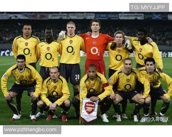 足球明星齐聚欧冠颁奖典礼荣耀时刻展现足球魅力与激情 足球明星齐聚欧冠颁奖典礼荣耀时刻展现足球魅力与激情